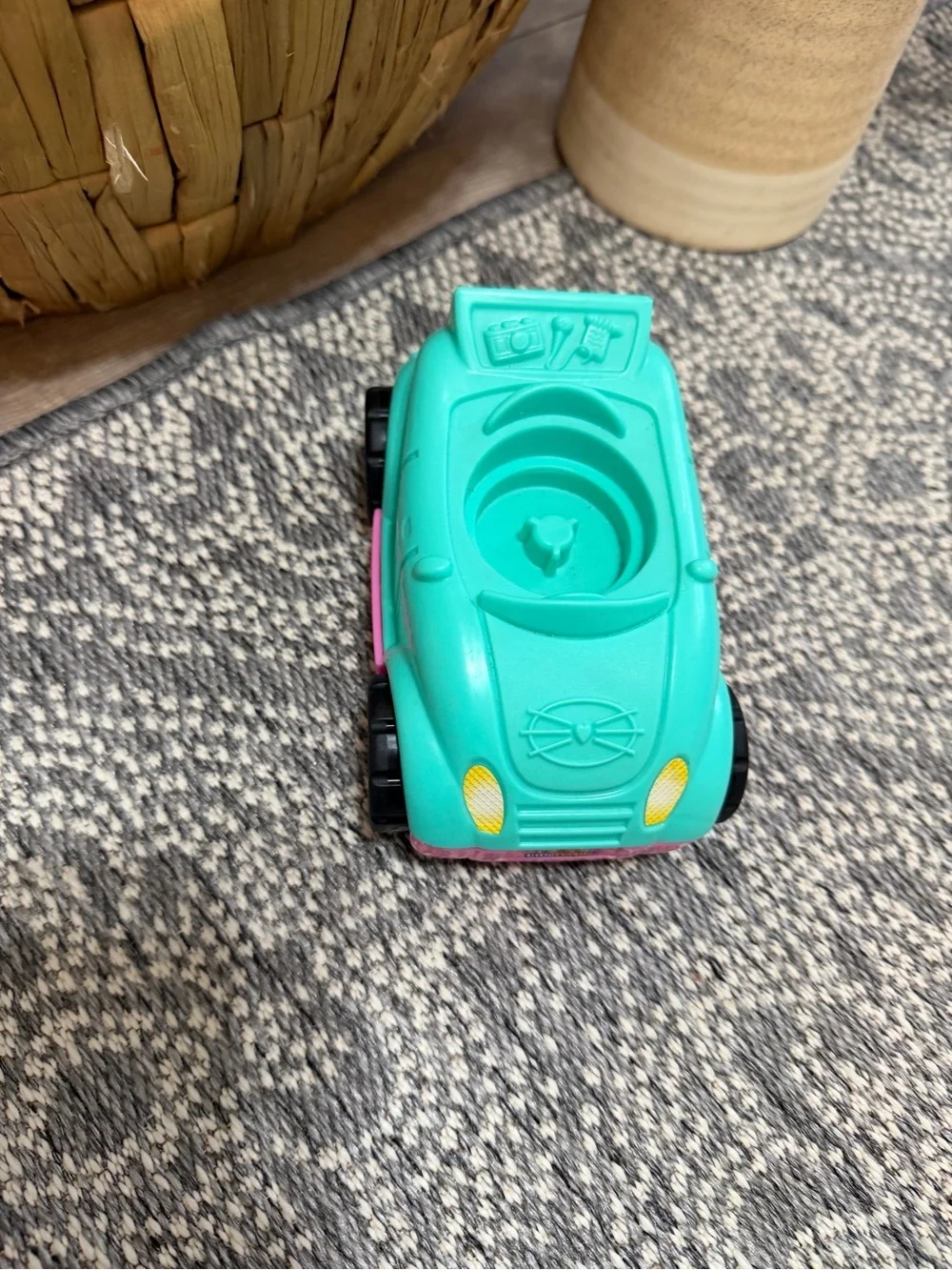 VTG Y2K Fisher-Price Teal & Pink Little People Toy Car Makes Sounds